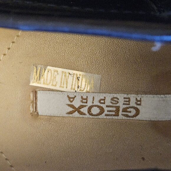 Geox Respira Black Leather Driving Loafers Silver Bar Hardware Size 36.5 - Picture 14 of 16